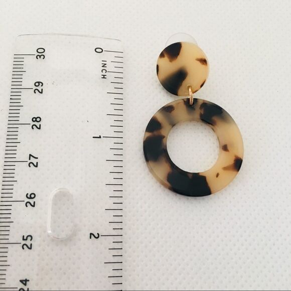 Blonde Leopard Tortoiseshell Acetate Circle Drop Earrings NWT - Picture 6 of 7